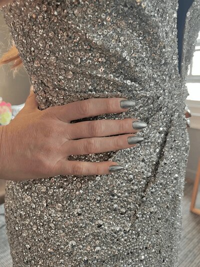 unghie chrome argento